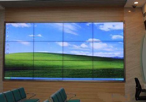 武宣液晶拼接屏的另类用法。